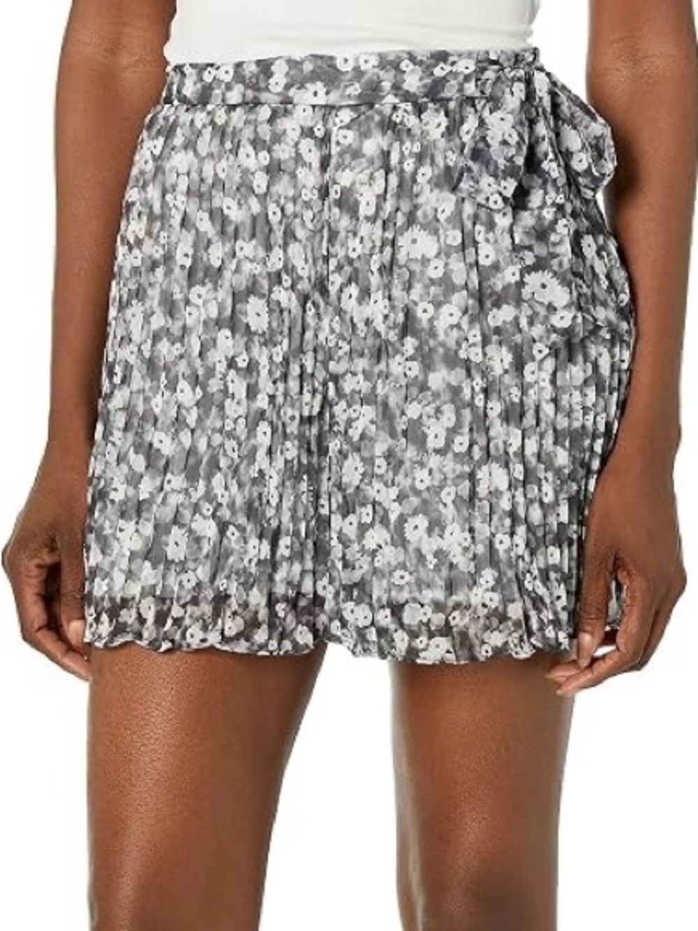 Club Monaco Women’s Floral Pleated Tie-Waist Shorts - Gray